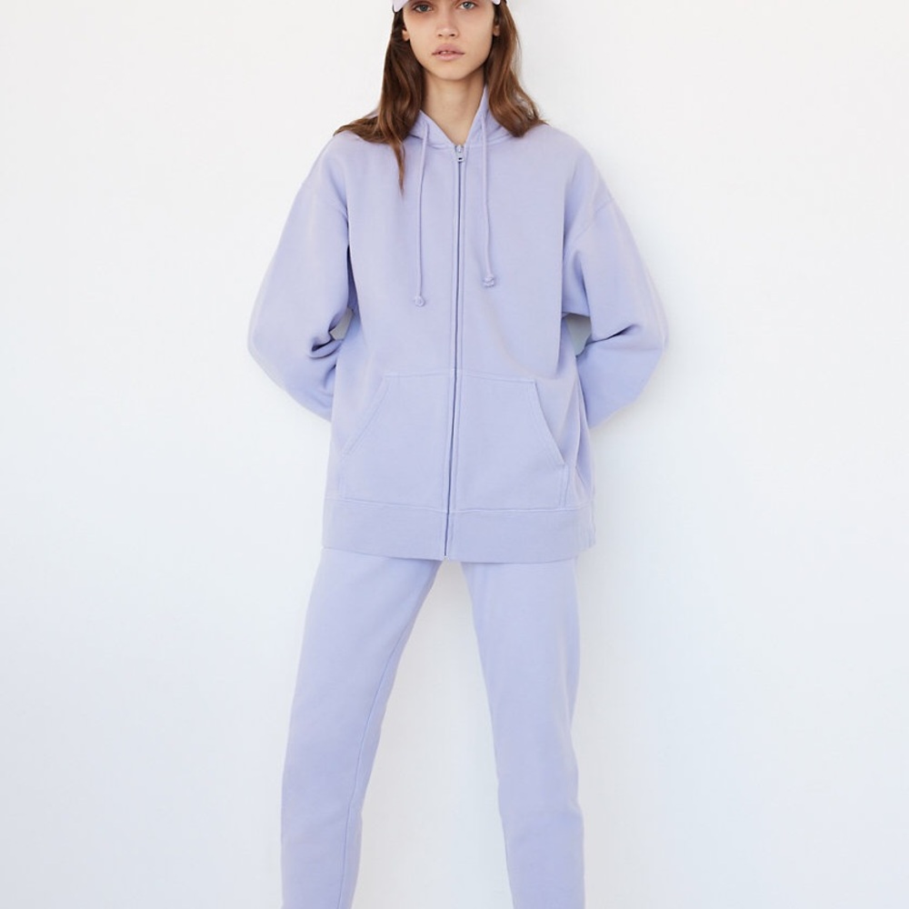 SOLD 💛 NEW aritzia TNA cozy fleece bf hoodie - Picture 3 of 10